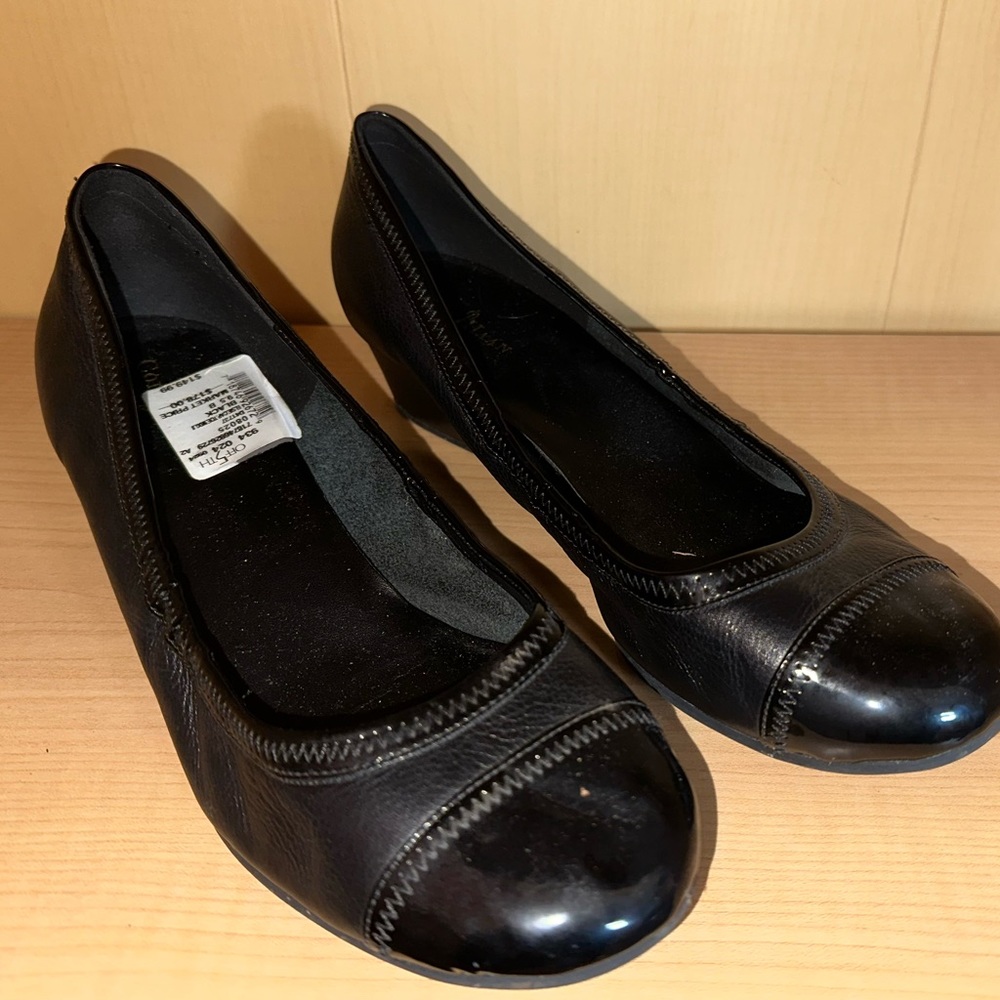 Cole Haan Womens Elsie Cap Toe Wedge Black Leather Size 9.5B D41737
